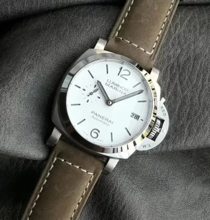 パネライスーパーコピー時計 ルミノール マリーナ - 42mm PAM01394